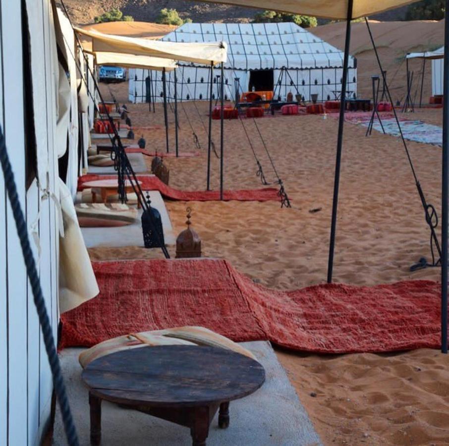 Mari Desert Camp 梅尔祖卡 外观 照片
